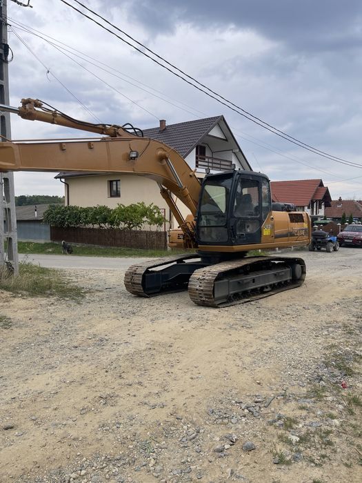 Excavator case cx210