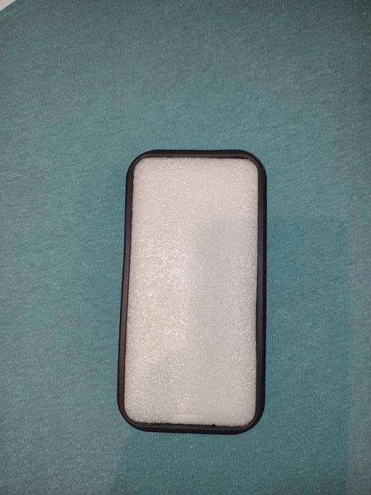 Husa silicon iPhone 13 Black și 3 bucăți folie de Protecție privacy