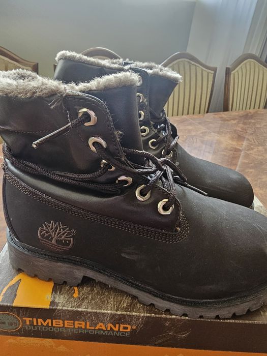 Продам обувь детскую