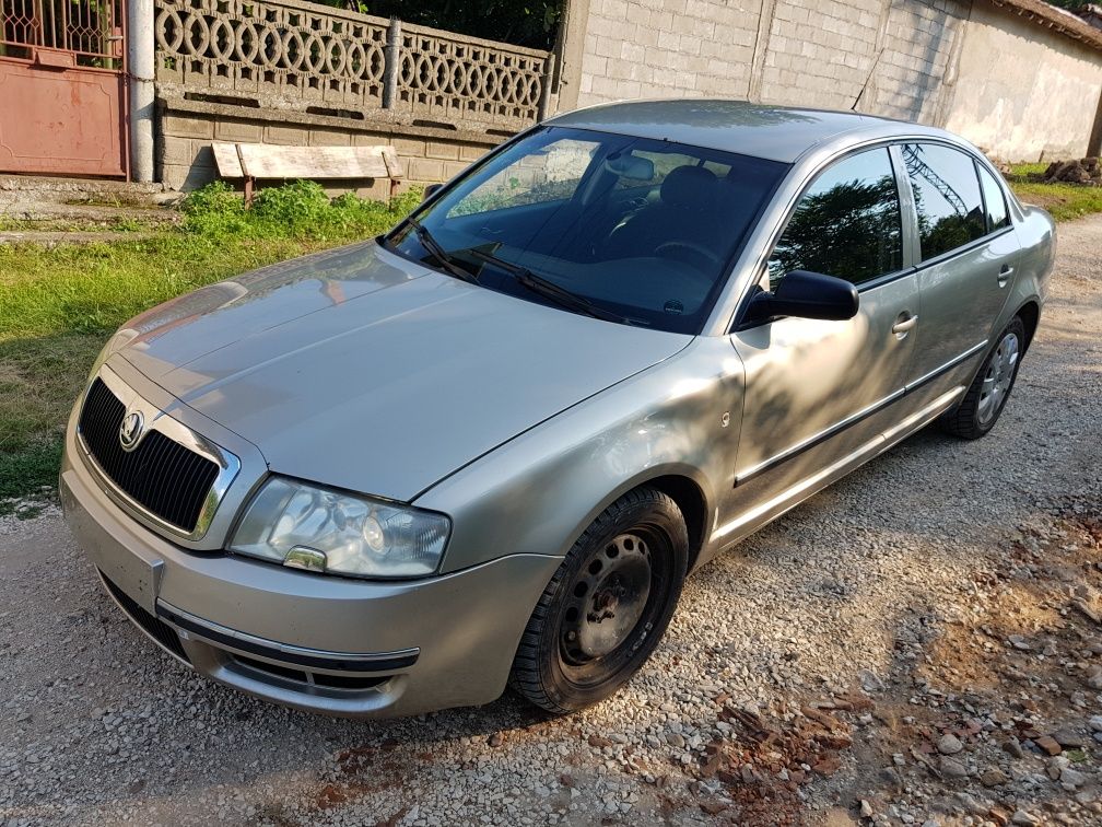 Шкода Супърб Skoda Superb 1.9 тди 131 кс. 2003г Ксенон На Части