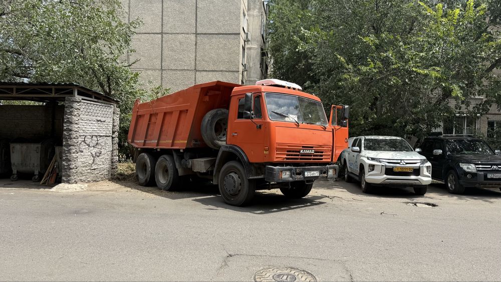 Вывоз мусор. Услуги камаз 15 тонна. Доставка сыпучек.