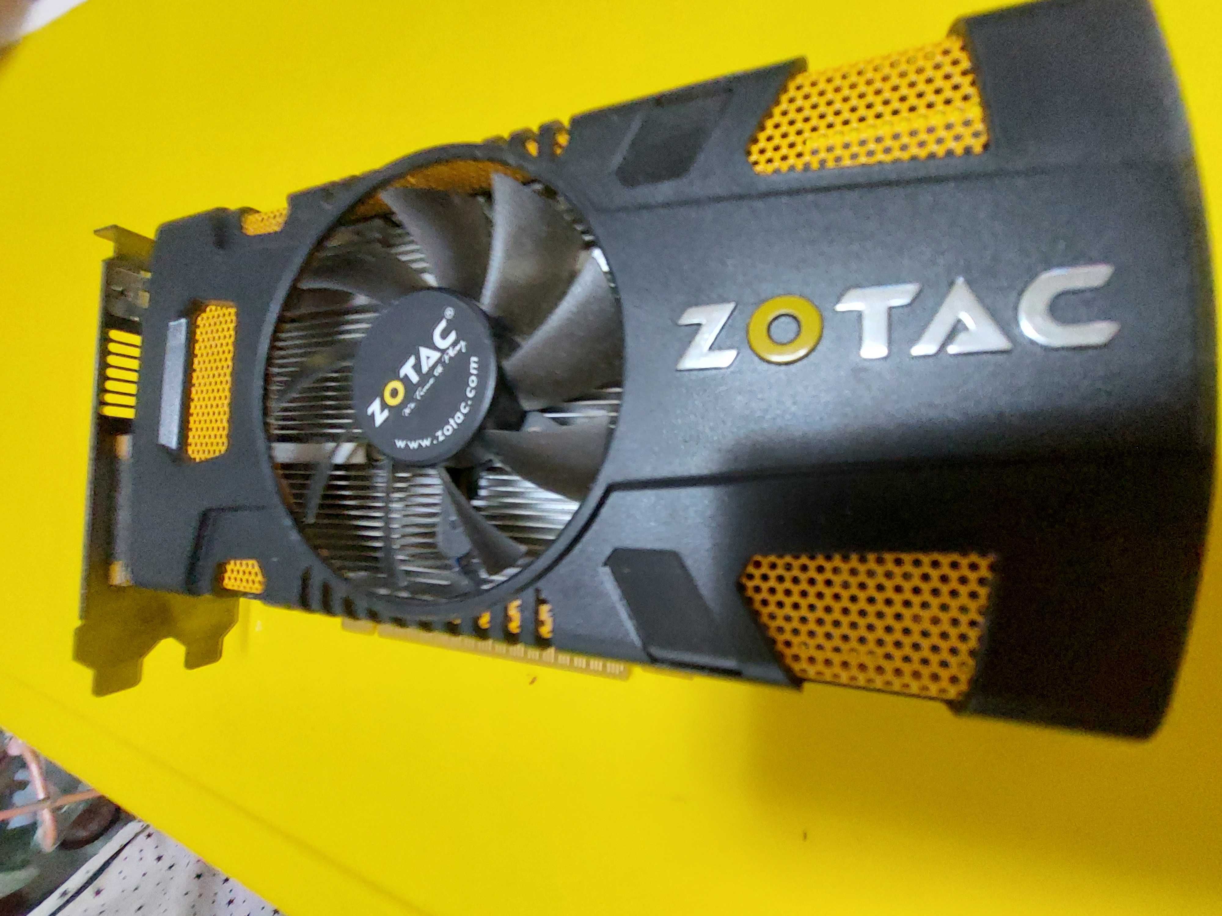 Продам видеокарту ZOTAC GTX550 Ti 1GB DDR5