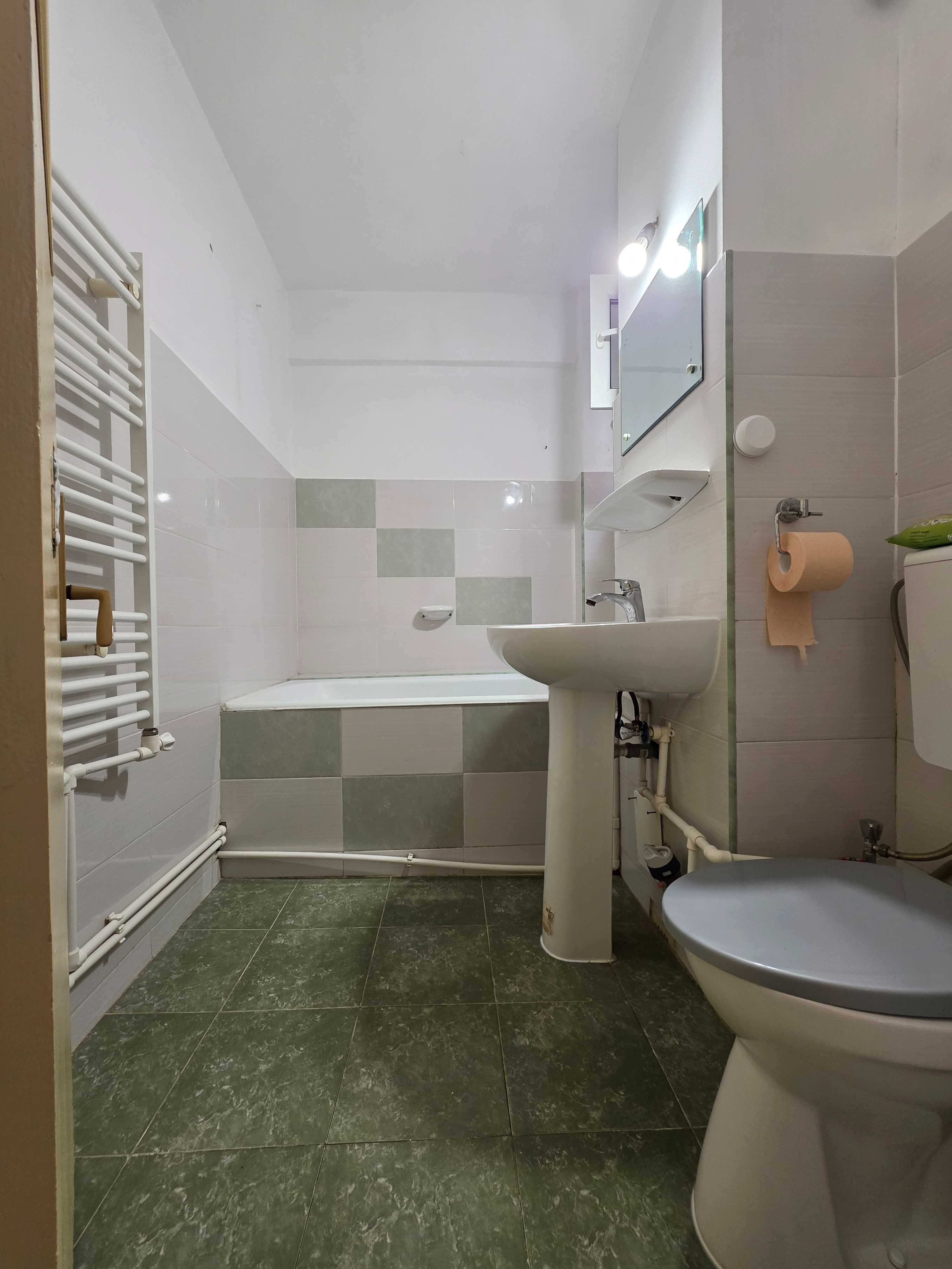 Proprietar-3 camere-ap central, gata de personalizat după bunul plac