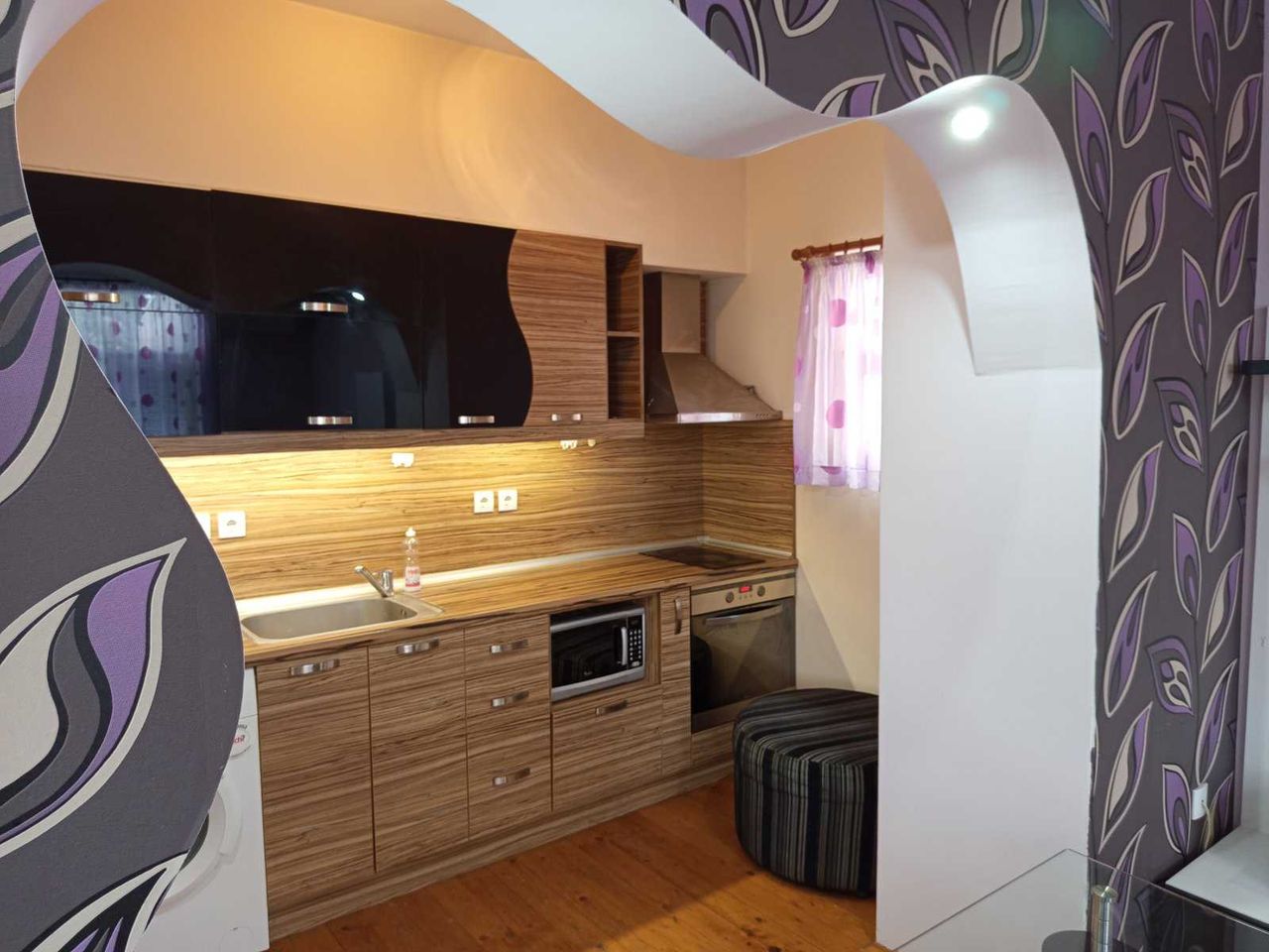Дава се под наем Етаж от къща в Казанлък - 65 кв.м за 280.5 € - Снимка #6
