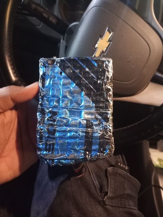 Uslitel tesla manitor uchun 1 xafta ishlatilgan