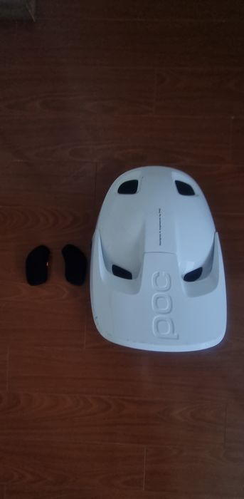 Vând Casca Poc Coron Air Spin Fiber Glass