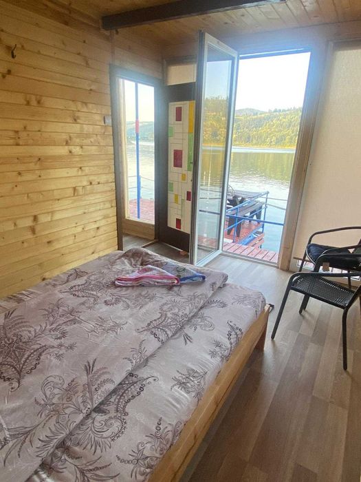 Cazare ponton Lacul Bicaz