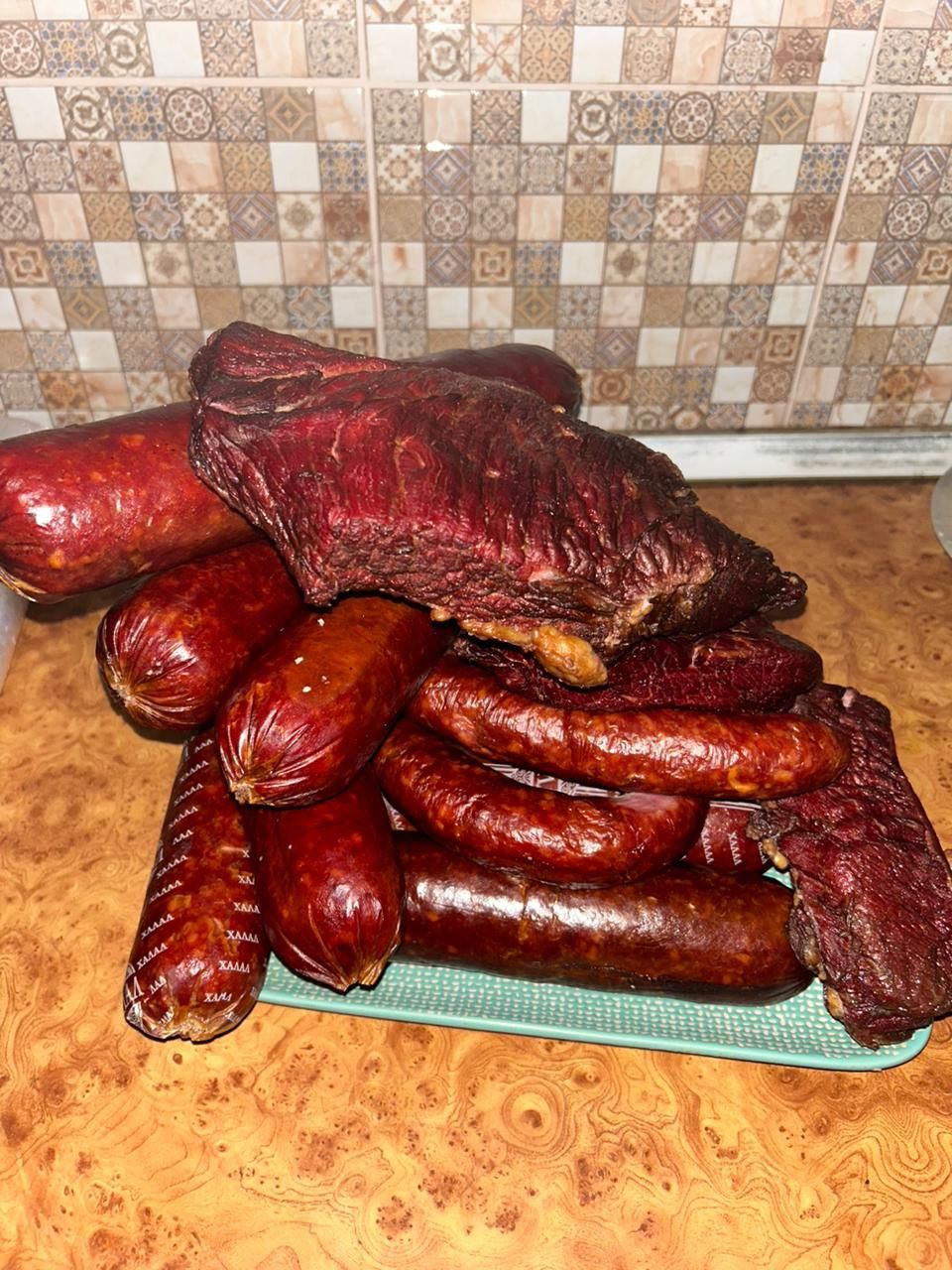 Копченные куры, мясо, колбаса