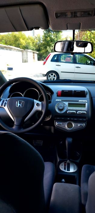 Honda Jazz 1. 4i automat