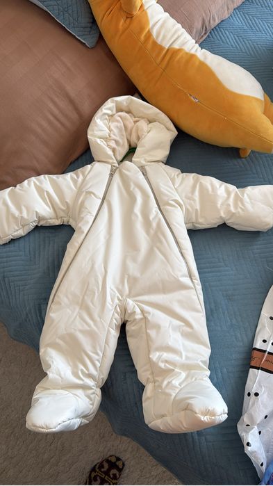 Зимний детский комбинезон