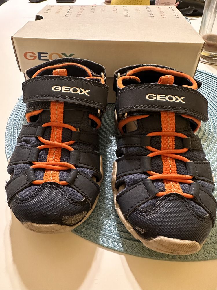 Детски сандали Geox