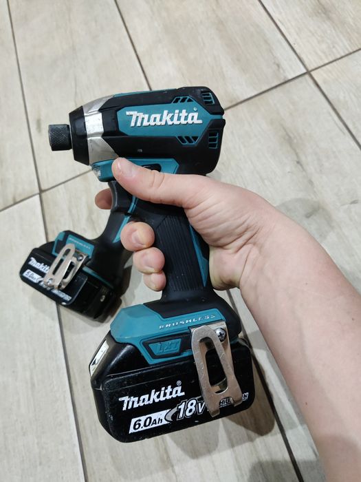 Impact și Autofiletantă Makita 18V Brushless