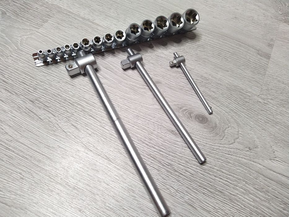 Set 17 Piese Chei Tubulare E Torx cu Sina si Antrenor Culisant NOU!
