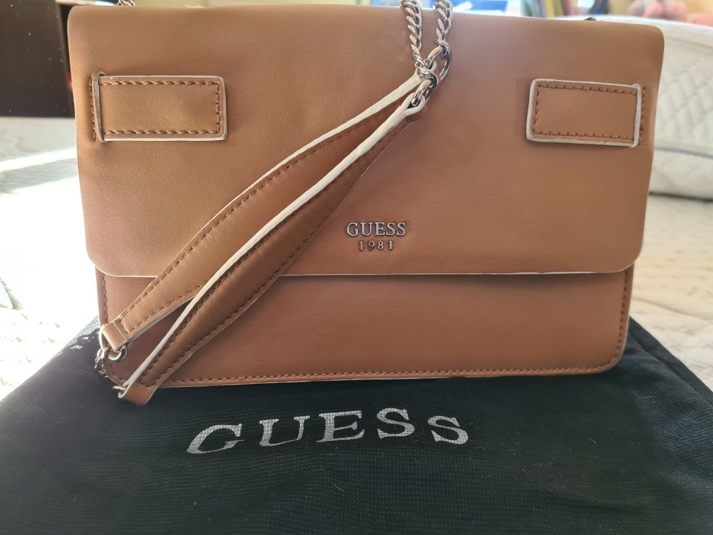 Poseta guess noua