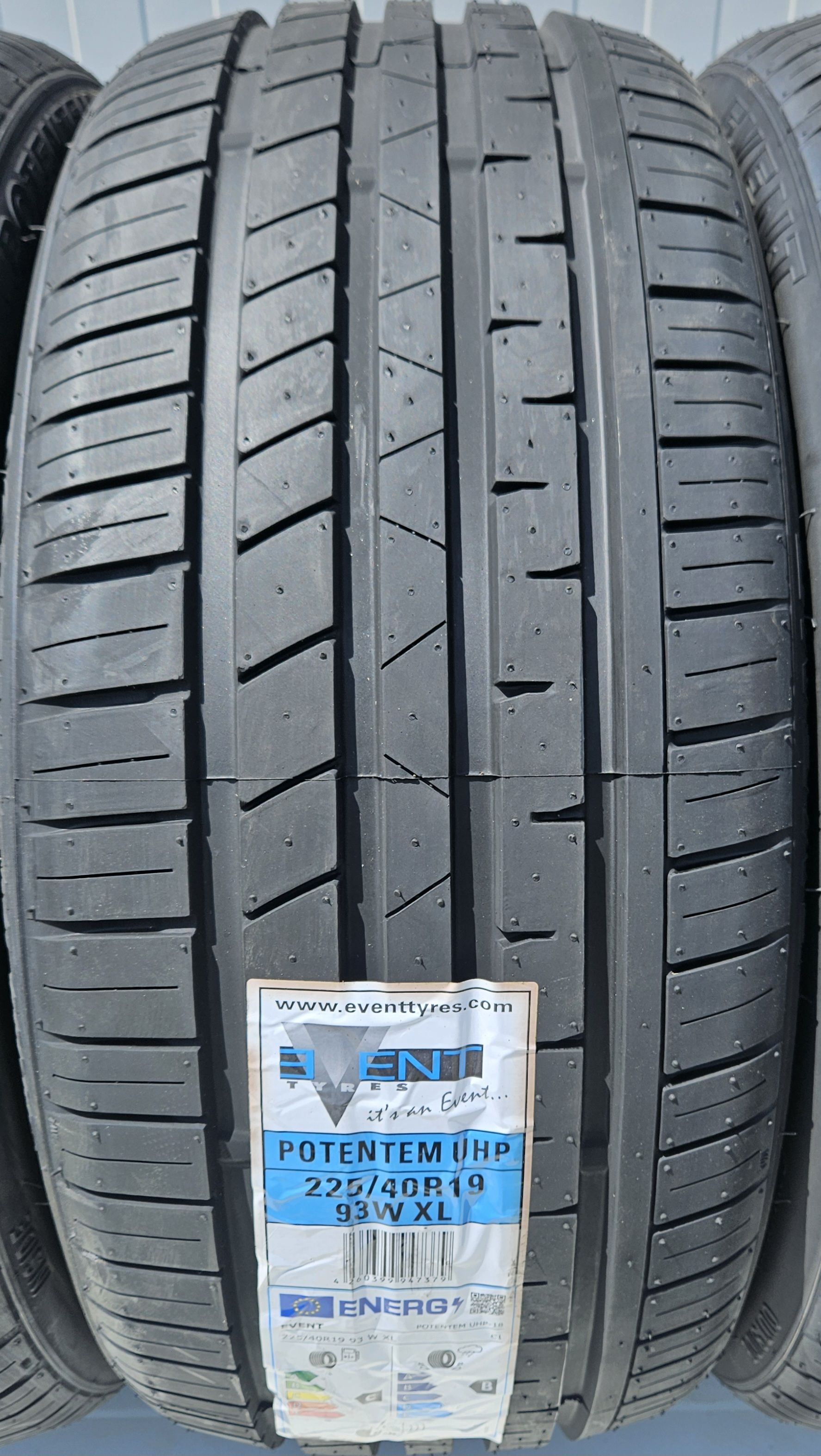 225/40 R19, 93W XL, EVENT Potentem UHP, Anvelope vara, protectie janta