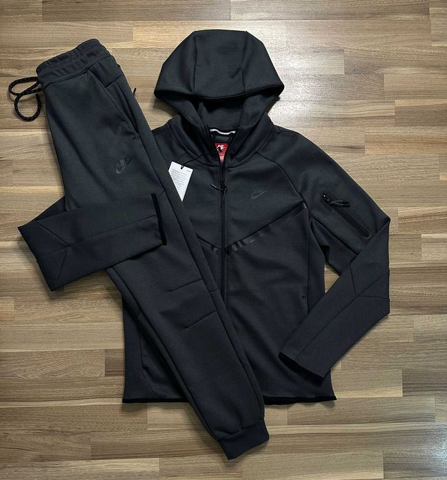 Trening Nike Tech - Gri