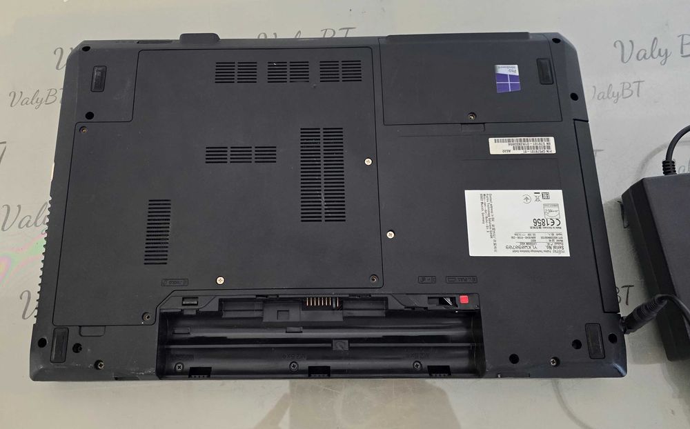 Laptop core i5 Fujitsu Siemens A532 - functional,instalat,complet