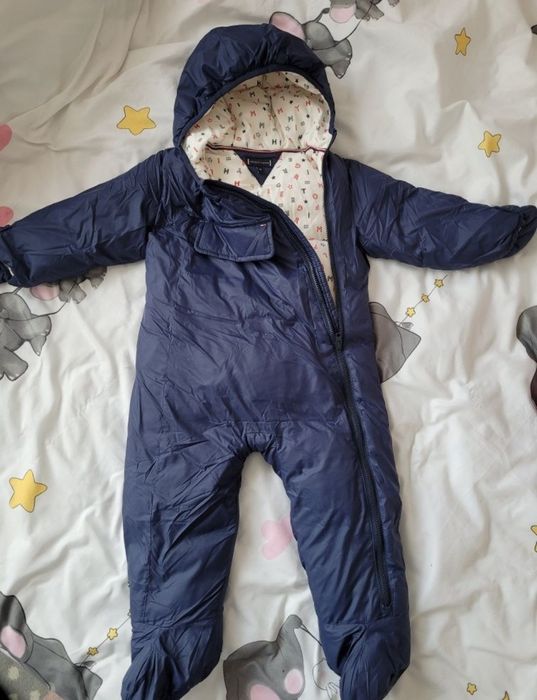 Combinezon Tommy Hifiger 9 luni