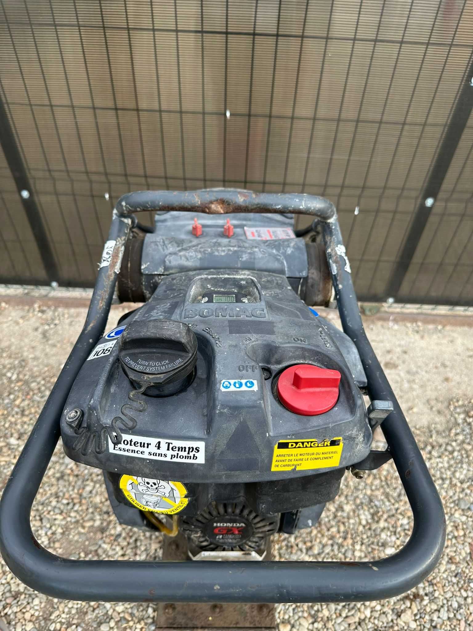 Închiriez Mai Compactor