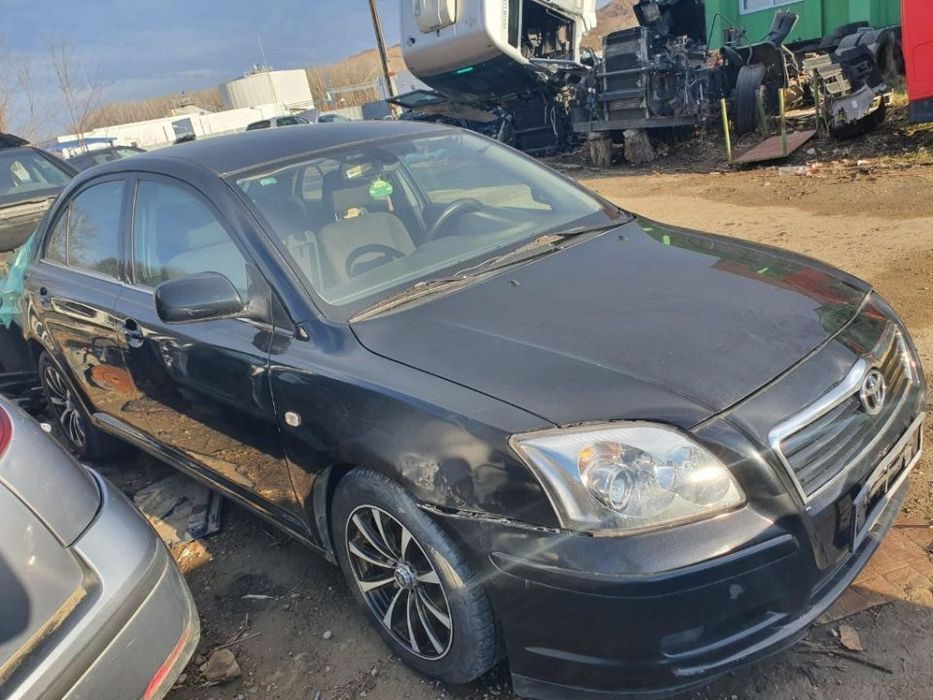 Dezmembrez  Toyota Avensis T25 motor 2.2 d-4d, 110kw, 150cp 2AD-FTV,dezmembrari turbina injector