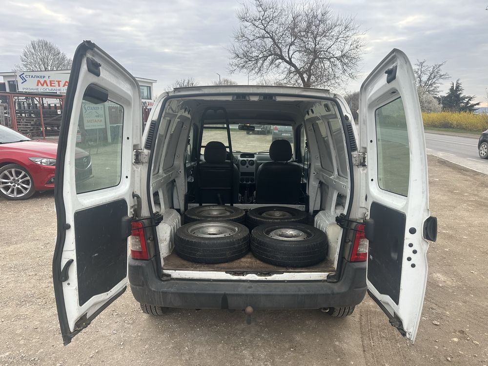 Citroen Berlingo 1.6hdi-75к На Части!!!