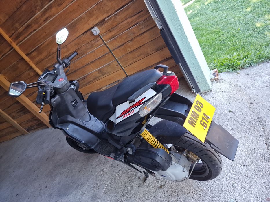 Scuter APRILIA SR50 Racing 49CC