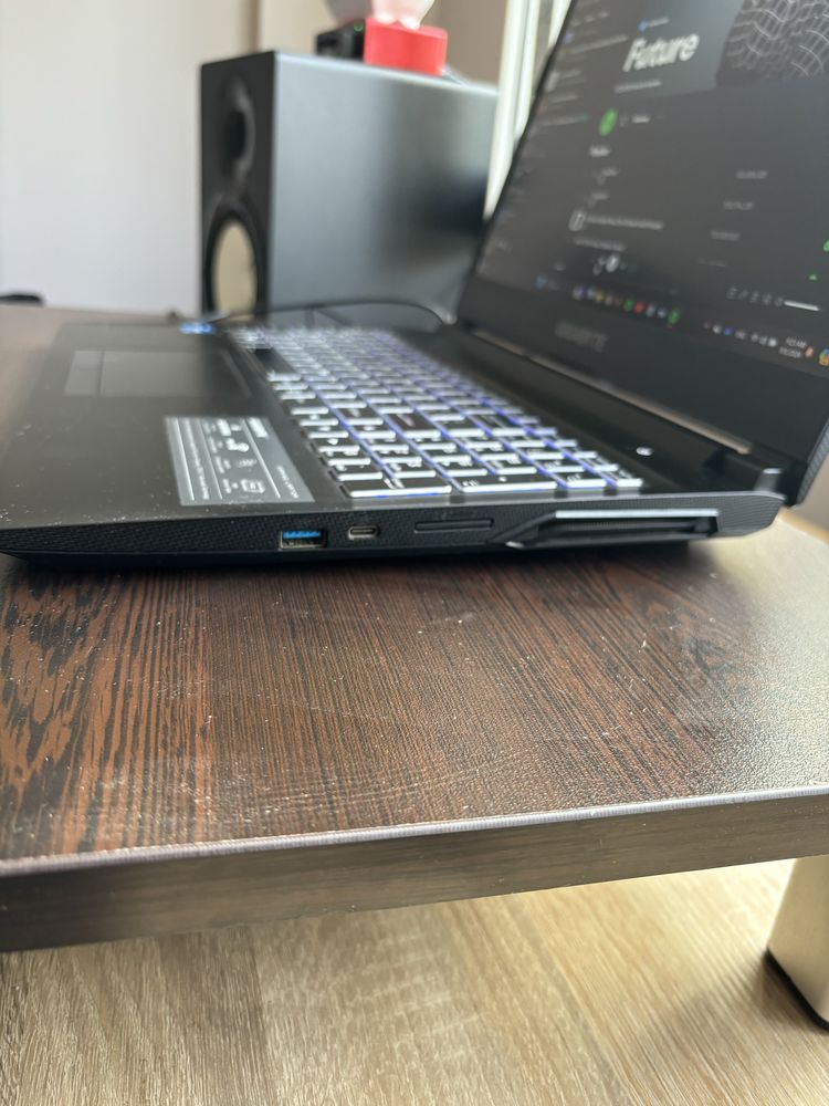 Геймърски Лаптоп Gigabyte G5 MD