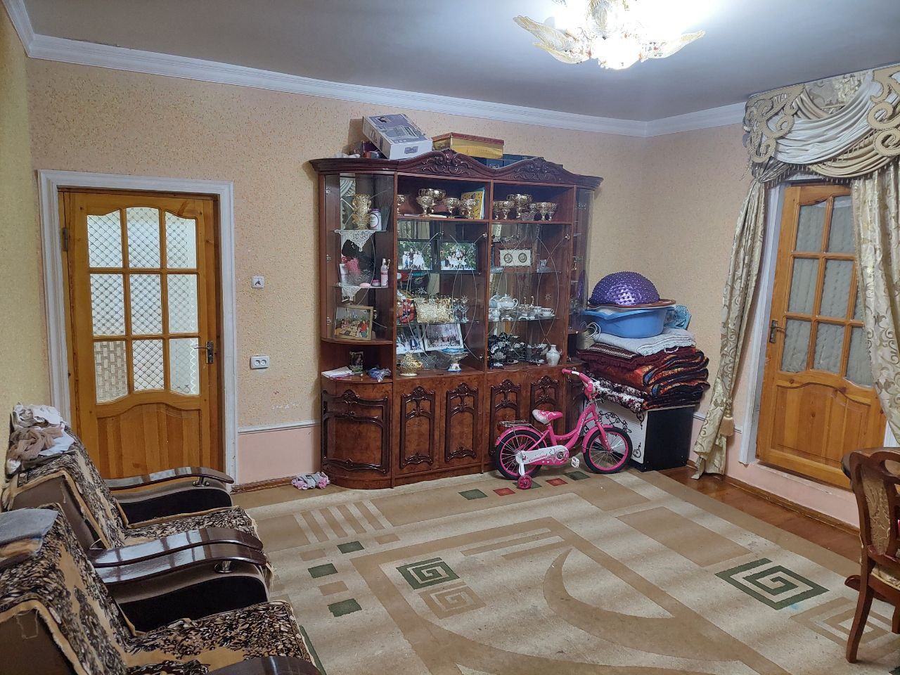 Продаю свою 3 комнатную квартиру переделанную в 4х