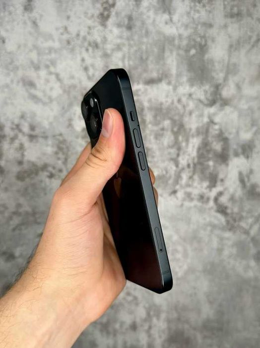 iPhone 14 128GB Midnight.