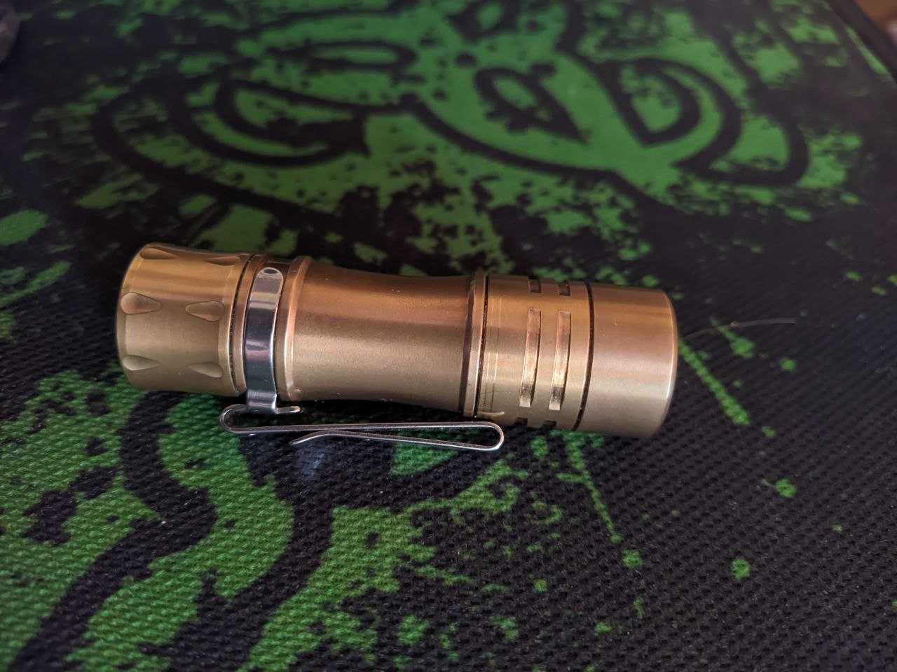 Фенер Wurkkos Brass TS10 aux red 4000K (premium)