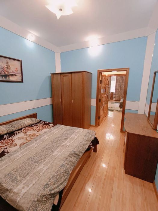 Сдается 2 ком Метро Ойбек за Cake Lab