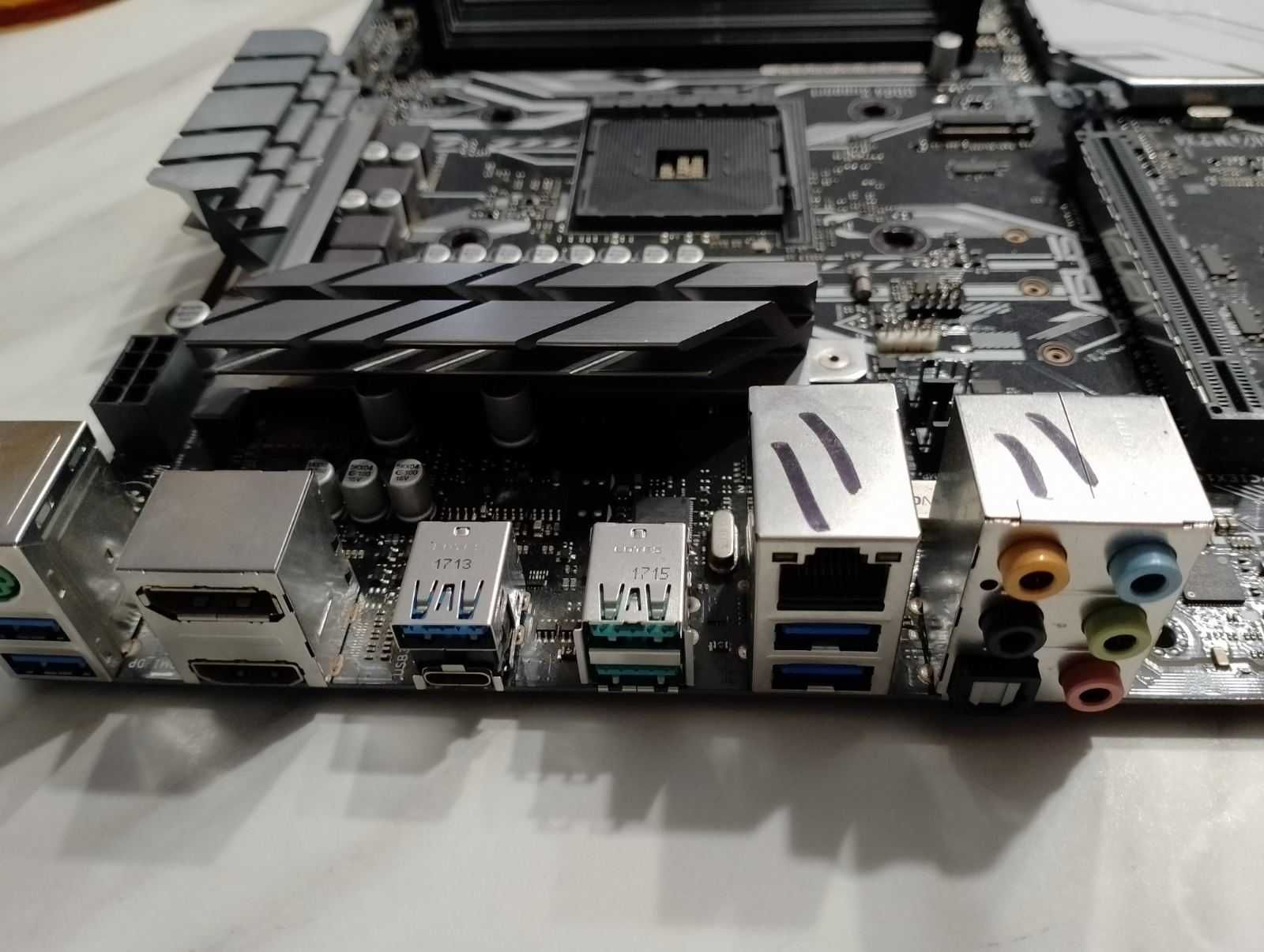 Дънна платка АМ4 ASUS PRIME X370 - PRO