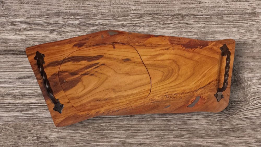 Дъска за рязане на мезета и сервиране