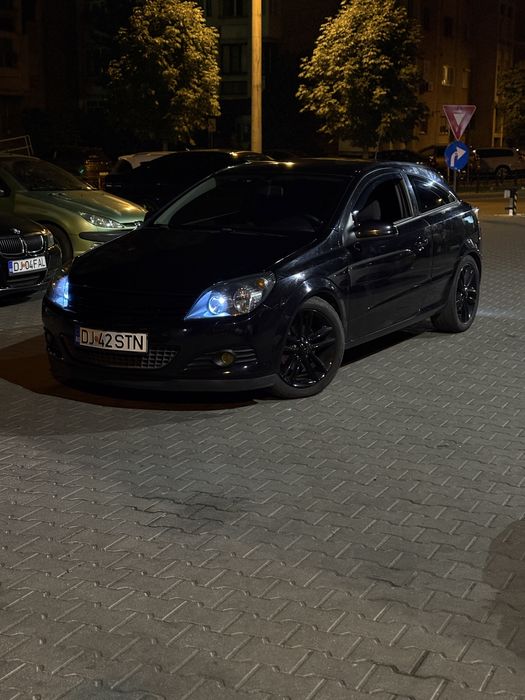 Opel astra h gtc