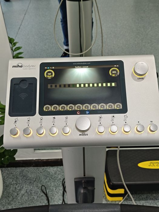 Aparat EMS  Miha Bodytec 2