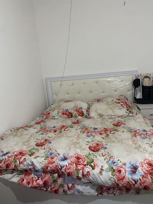 Спальный беллый бу