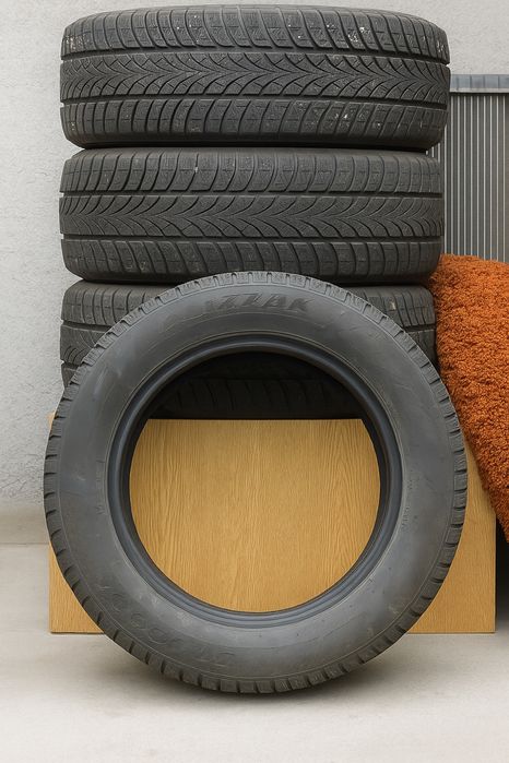 Шина, покрышка зимняя нешипованная Triangle 215/60 R17