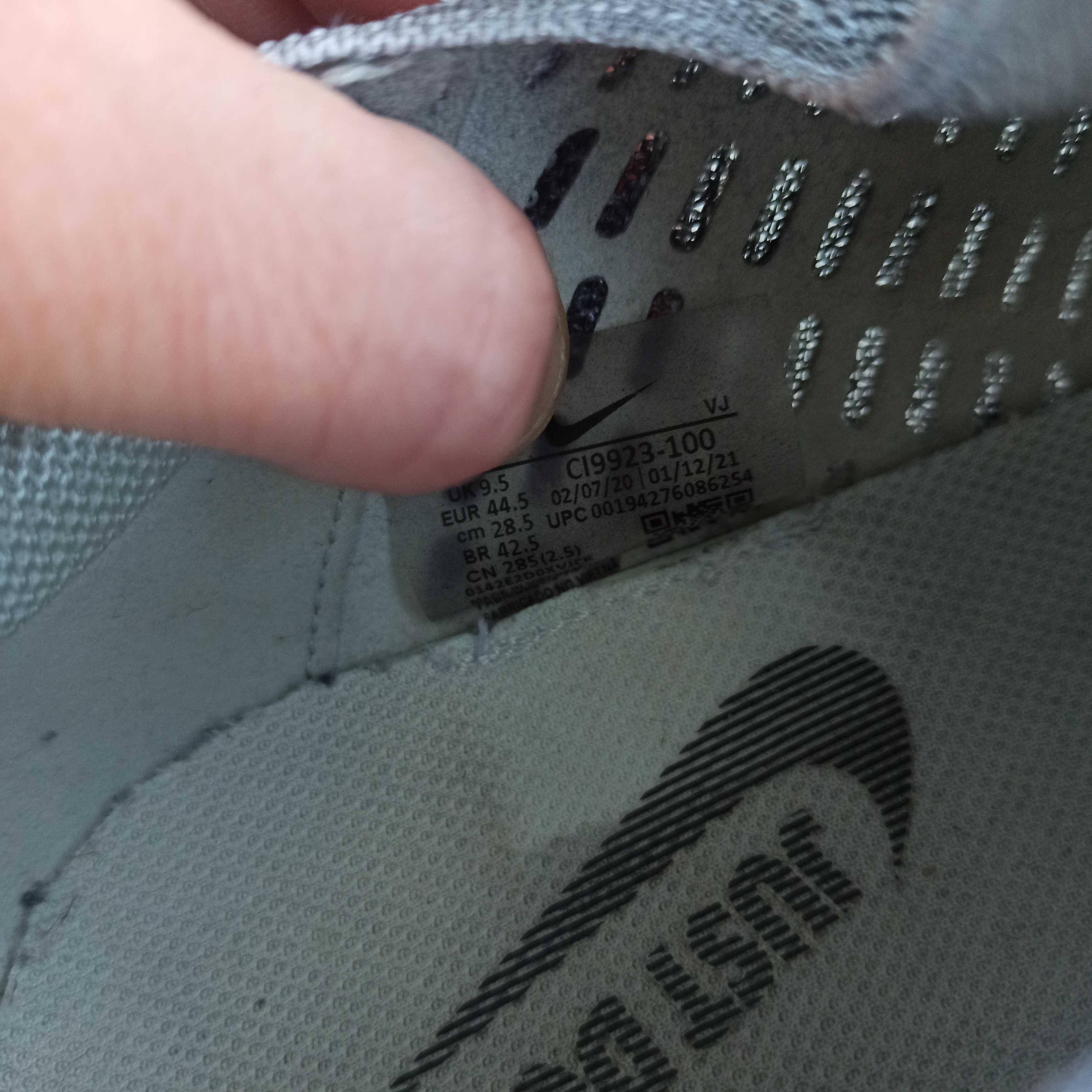Nike 44.5 (28.5 cm)