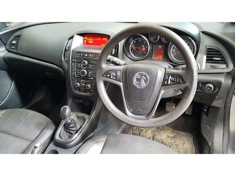 Compresor AC clima Opel Astra J 2012 Hatchback 1.7 CDTI LPV/A17DTJ
