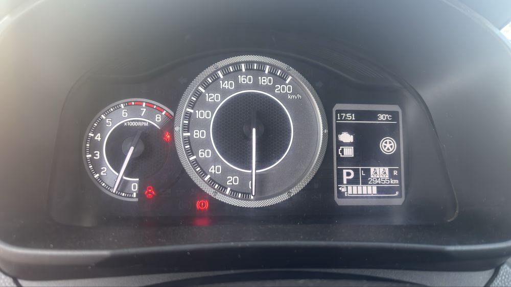 Suzuki ignis hybrid