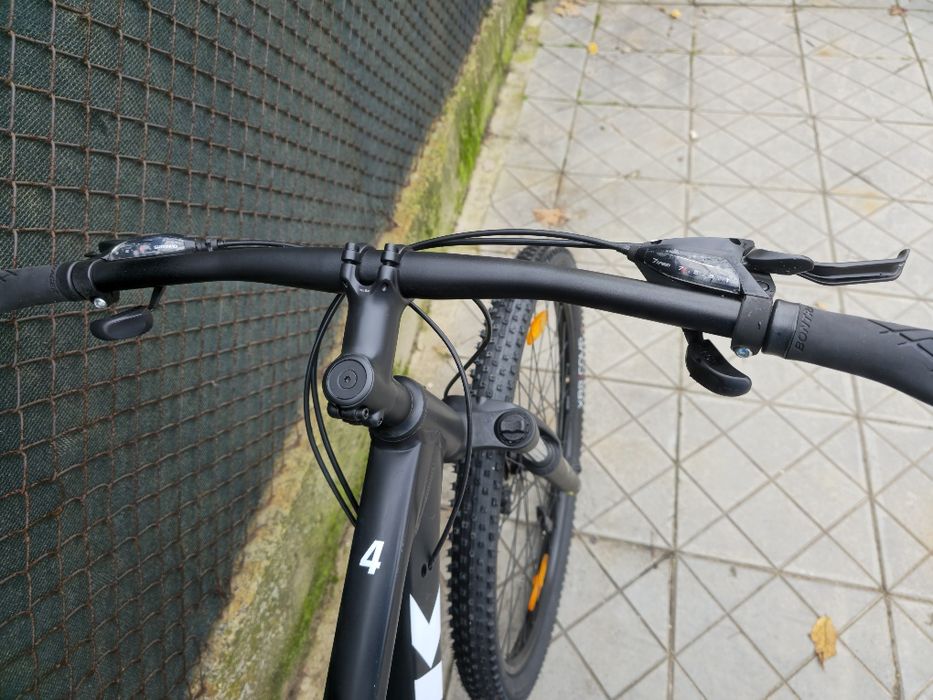 Trek Marlin 29 цола L размер рамка 21 скорости Shimano Палцови