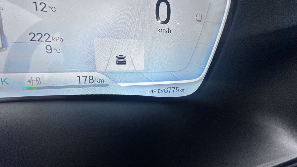 BYD Song plus gibrid EV