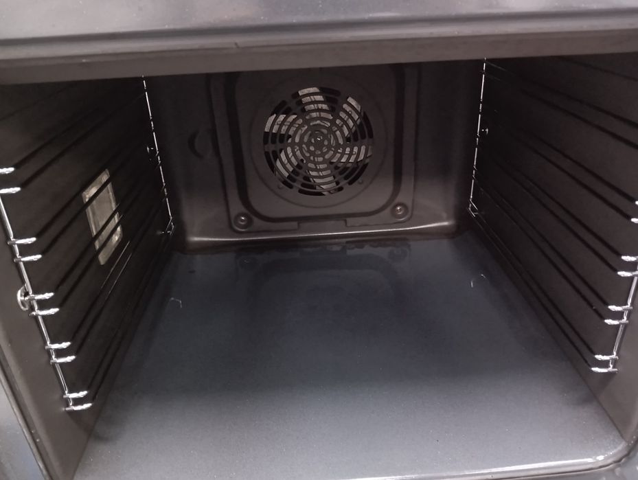 Свободно стояща печка с керамичен плот VOSS Electrolux 2годиниГаранция