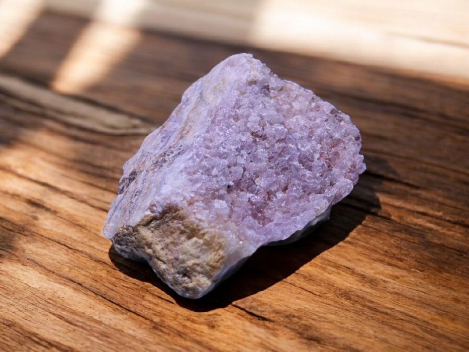 Рядък Аметист от Маджарово – Натурална Друза за Ваша Колекция!