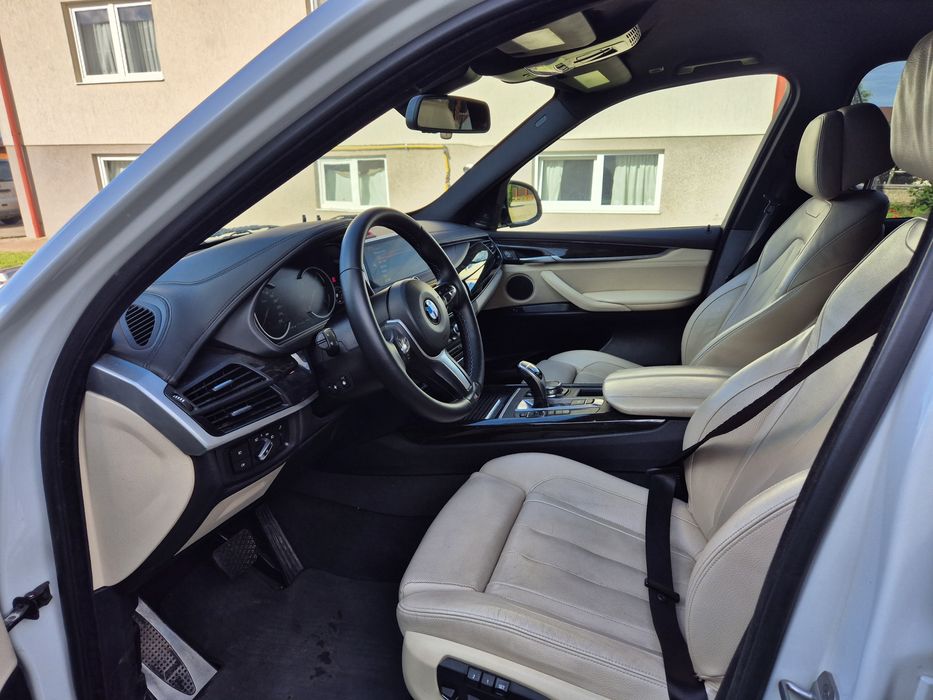 BMW X5 f15 3.0 diesel 258 CP M sport
