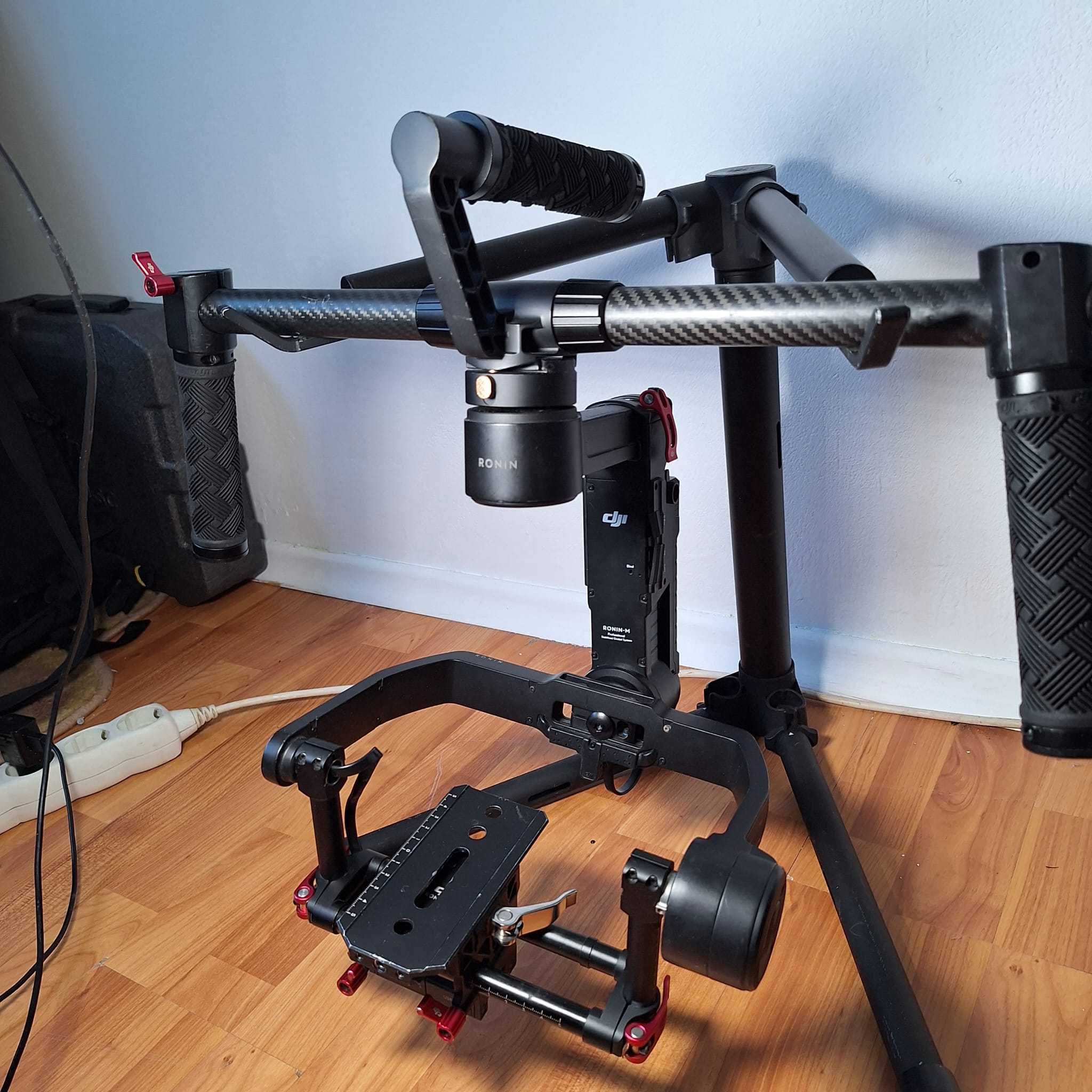 Vând Stabilizator DJI Ronin M