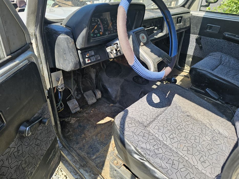 Aro 328 8plus 1 locuri