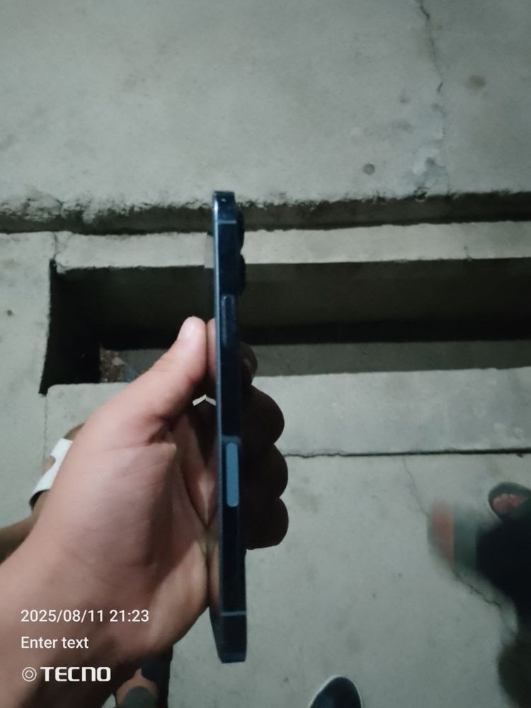 Iphone 13 pro max 600$ kelishadigan joyi bor