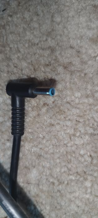 Зарядно за hp 250