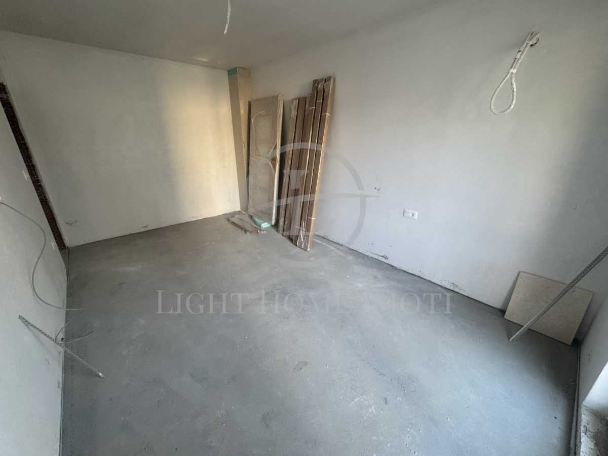 Продава се Двустаен апартамент в Пловдив, Център - 72 кв.м за 2562 €/кв.м - Снимка #5